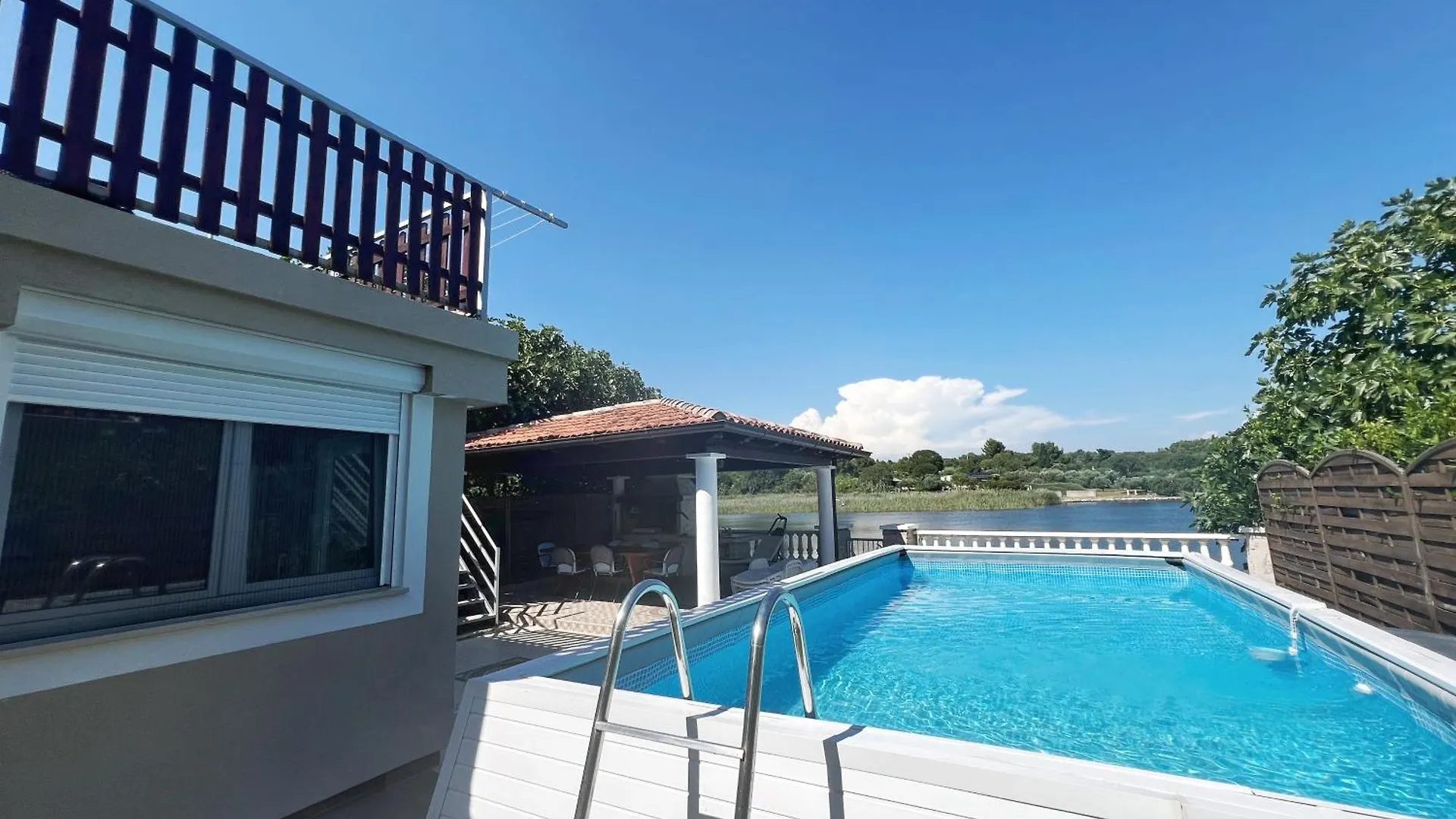 Holiday Home Tereza Μεντουλίν